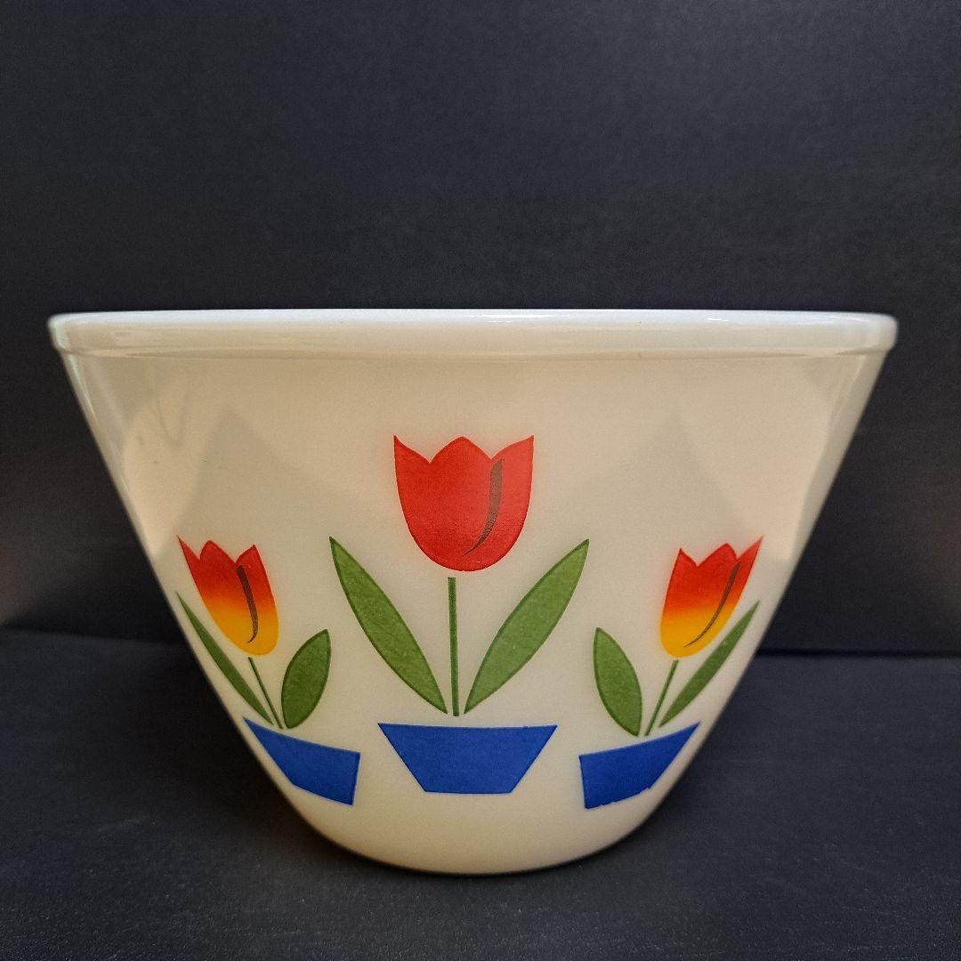 ファイヤーキング　Fire King　ミキシングボウル　チューリップ　アイボリー