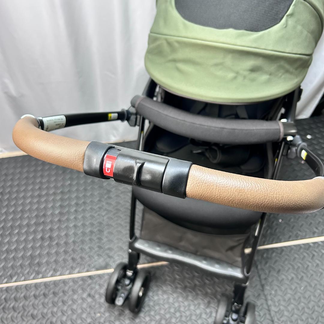 【美品】アップリカ　ベビーカー　ラクーナ　クッション AE　両対面式　AB型