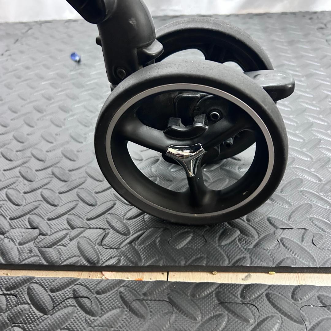 【美品】アップリカ　ベビーカー　ラクーナ　クッション AE　両対面式　AB型