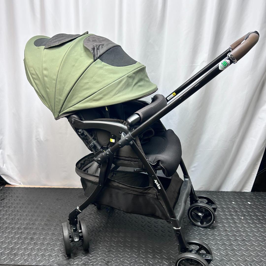 【美品】アップリカ　ベビーカー　ラクーナ　クッション AE　両対面式　AB型