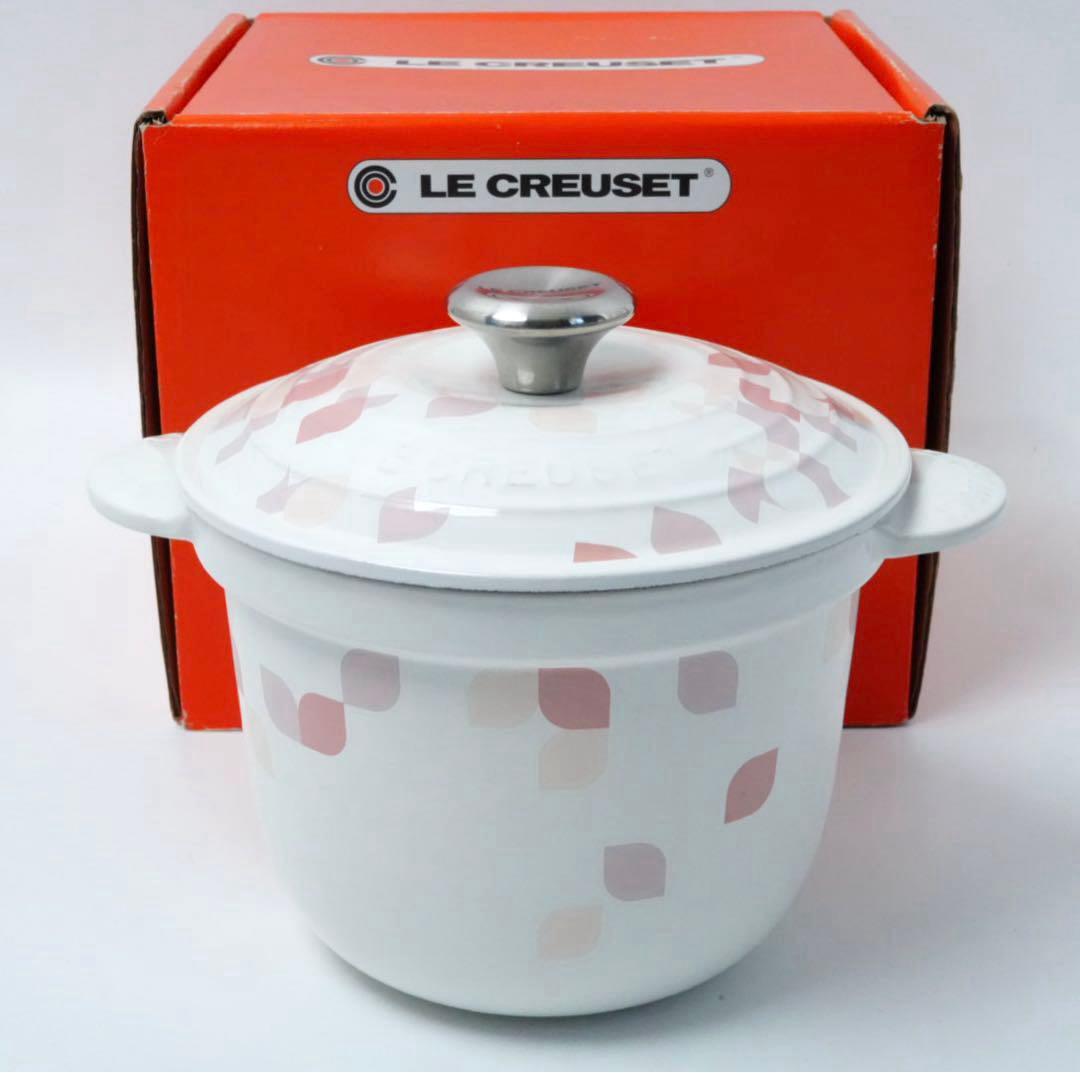 【美品】LE CREUSET　ココット エブリィ　ペタル　ホワイト18cm