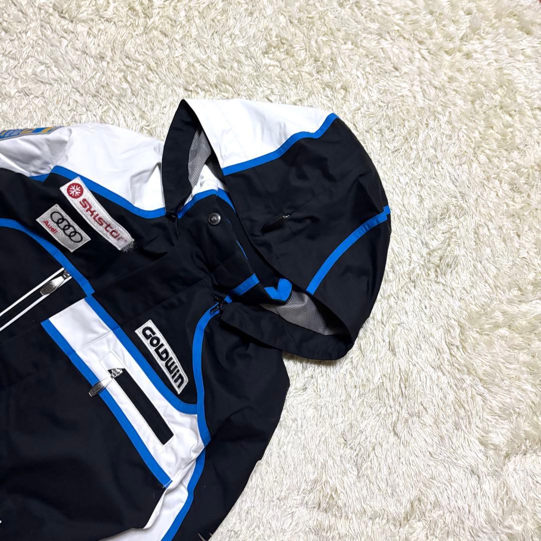 ゴールドウィン スウェーデン代表 最上位モデル サイドオープン スキーウェア