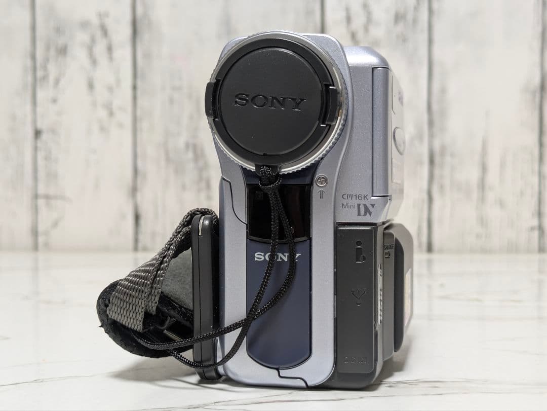 SONY　DCR-PC9　MiniDV対応　化粧箱セット