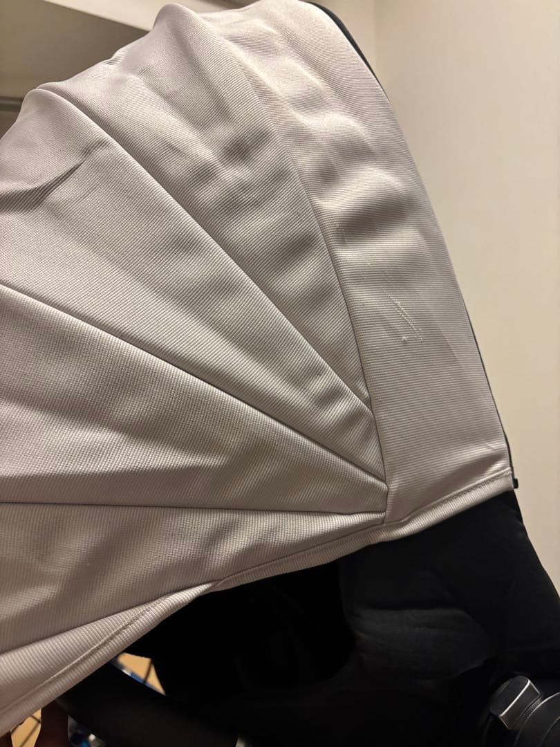 送料込 アップリカ ルーチェフリー ベビーカー（ベージュ） Aprica