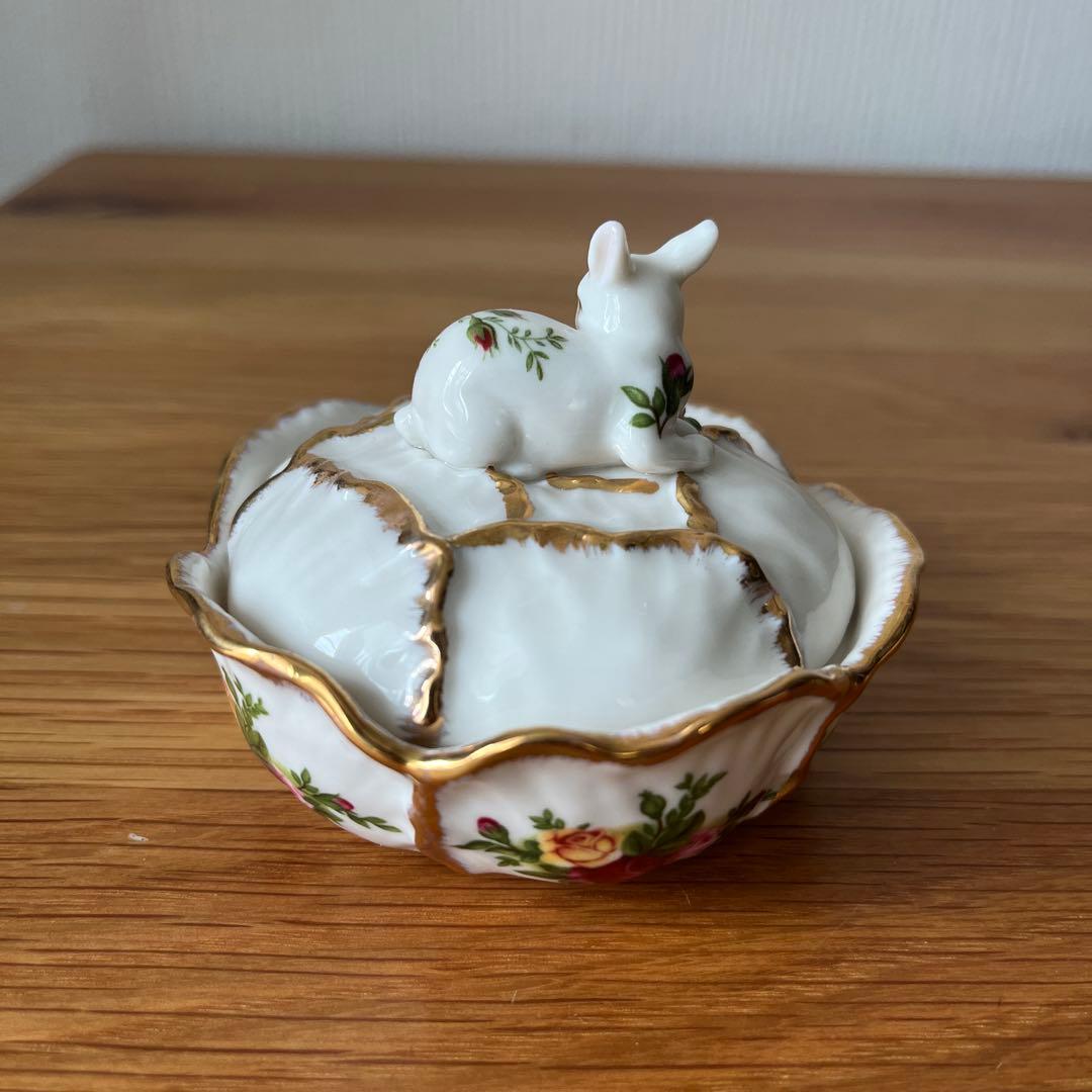 ロイヤルアルバート　バニー　トリンケット