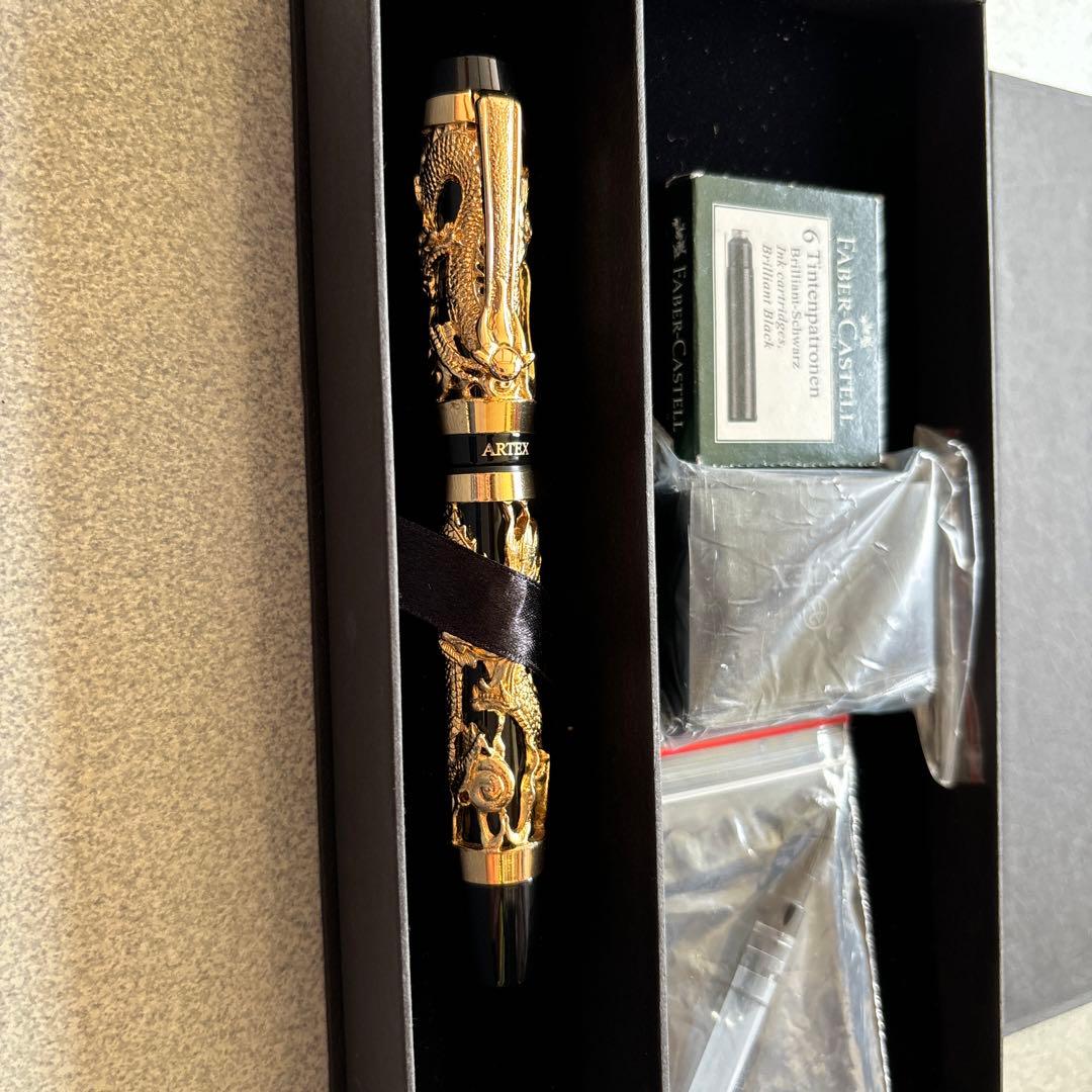 ARTEK 万年筆 シールドラゴン金色