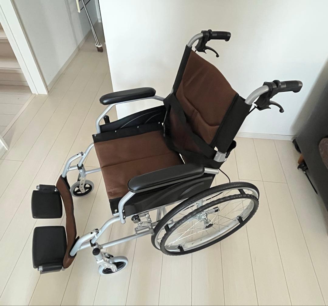 自走介助兼用車椅子