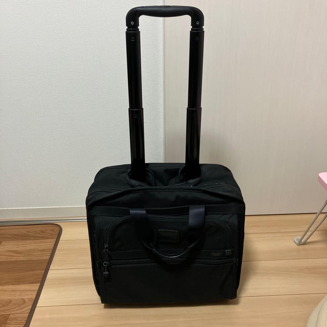 TUMI 26102DH ハンドル収納式２輪キャリーケース 中型