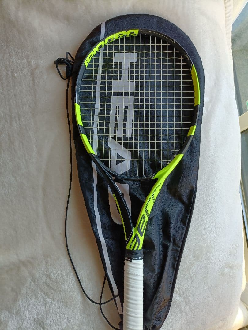 BABOLAT　Pure　Aero　team