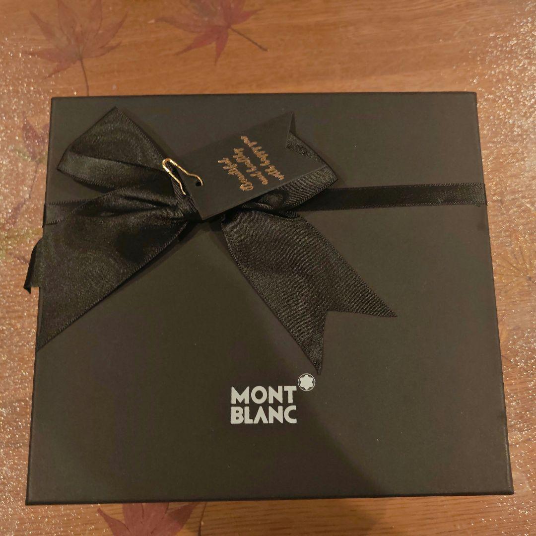 新品・未使用 MONTBLANC モンブラン クリスタル ガラス 灰皿 付属品完