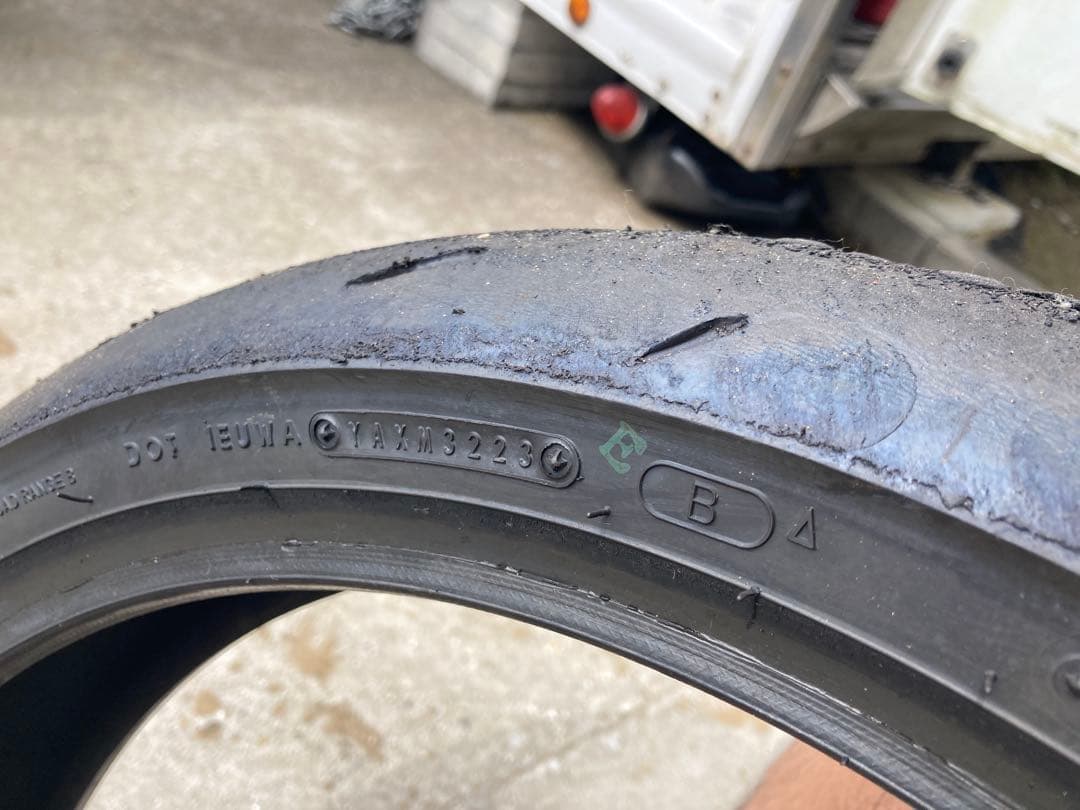 美品 ダンロップ α-13SP 110/70 140/70 CBR250R RR