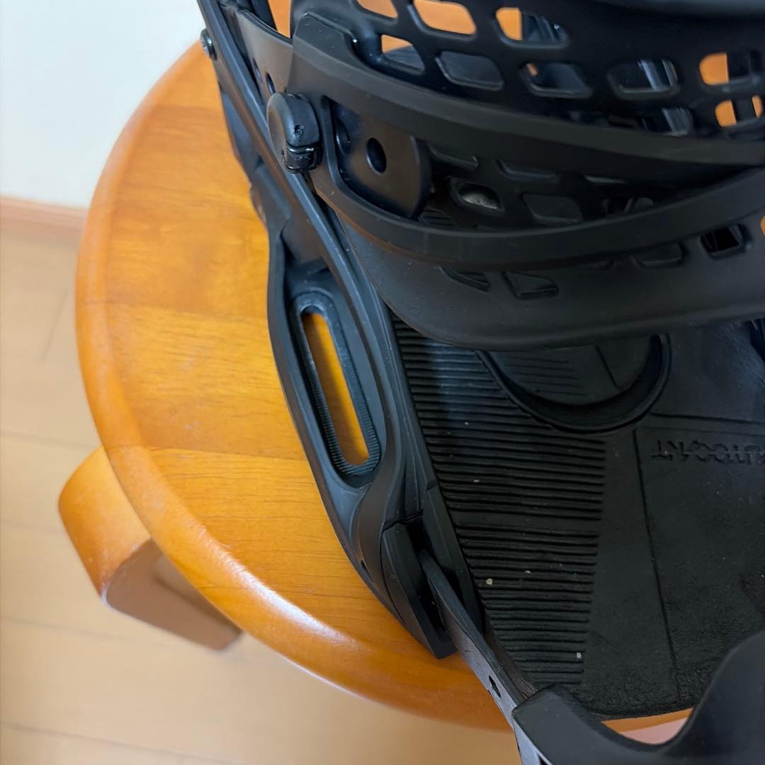 GENESIS 【est】スノーボード ビンディング Mサイズ