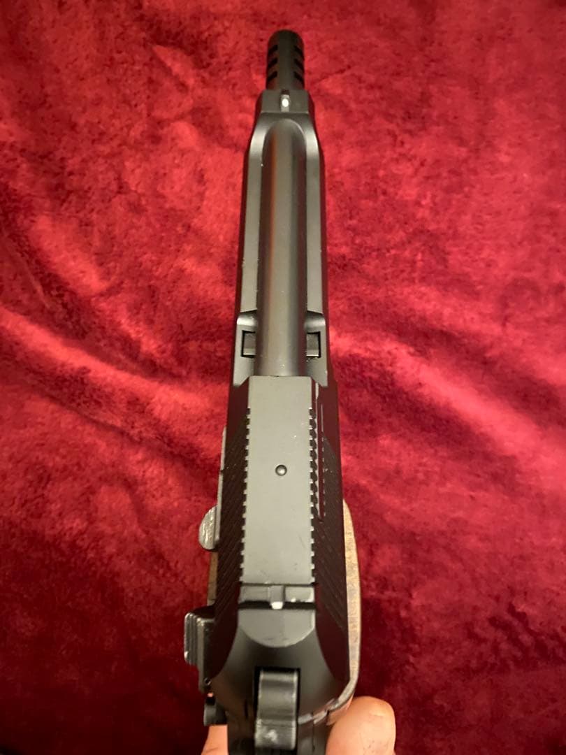 ベレッタ M93R 東京マルイ 電動 連射 ホップアップ バッテリー 充電器付き