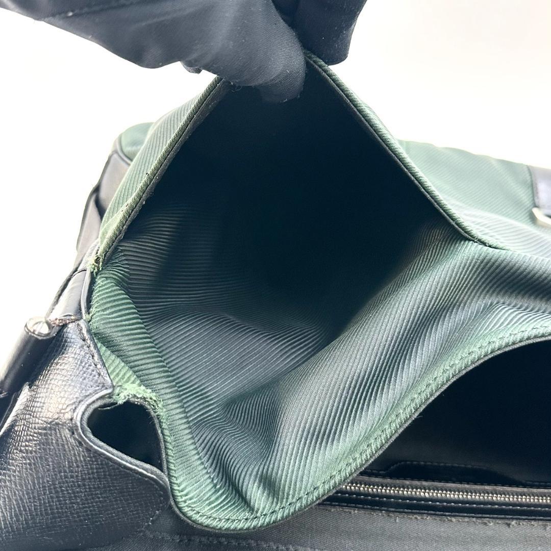 LOUIS VUITTON ルイヴィトン デルスー タイガ メッセンジャーバッグ