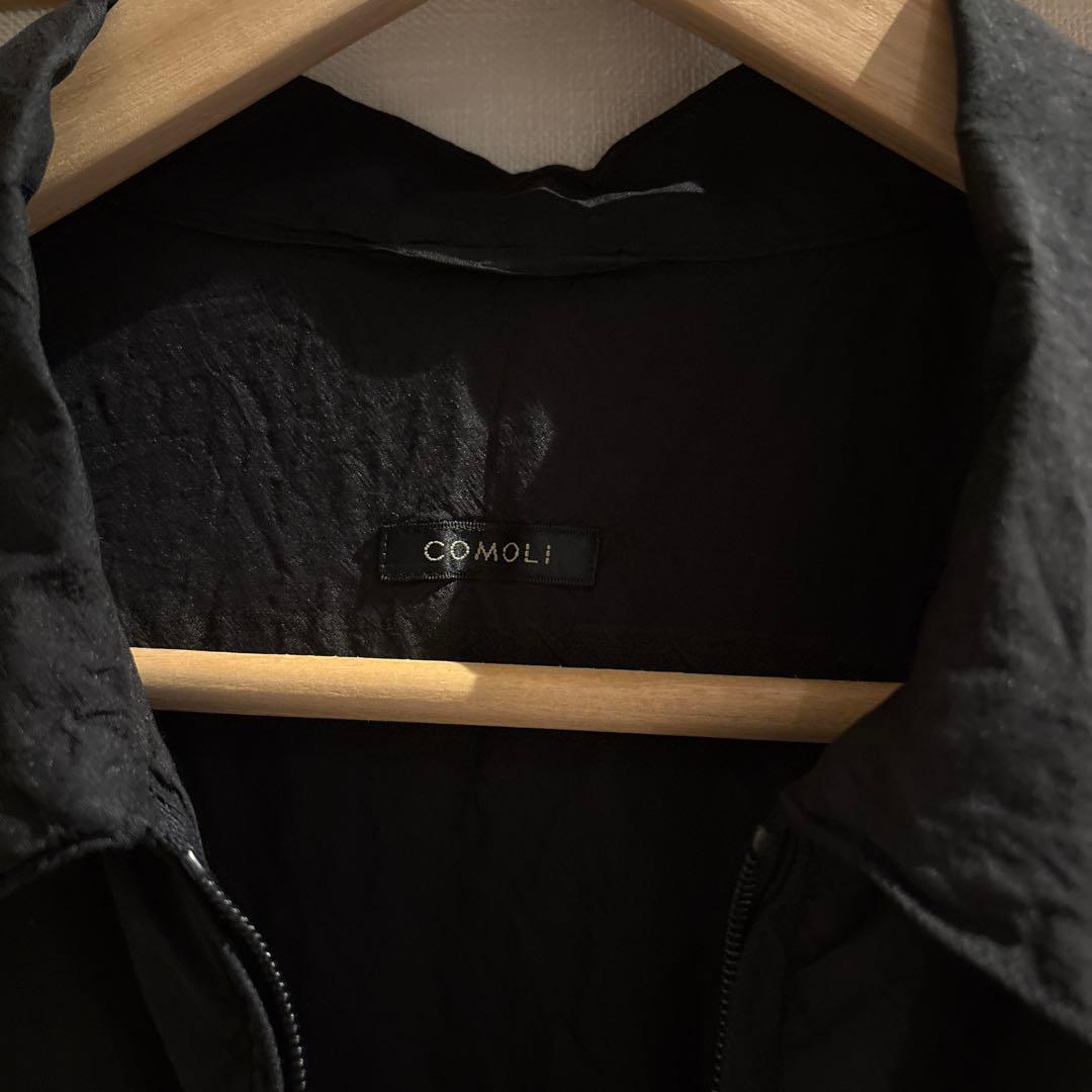 COMOLI シルク製品染ブルゾン　サイズ1