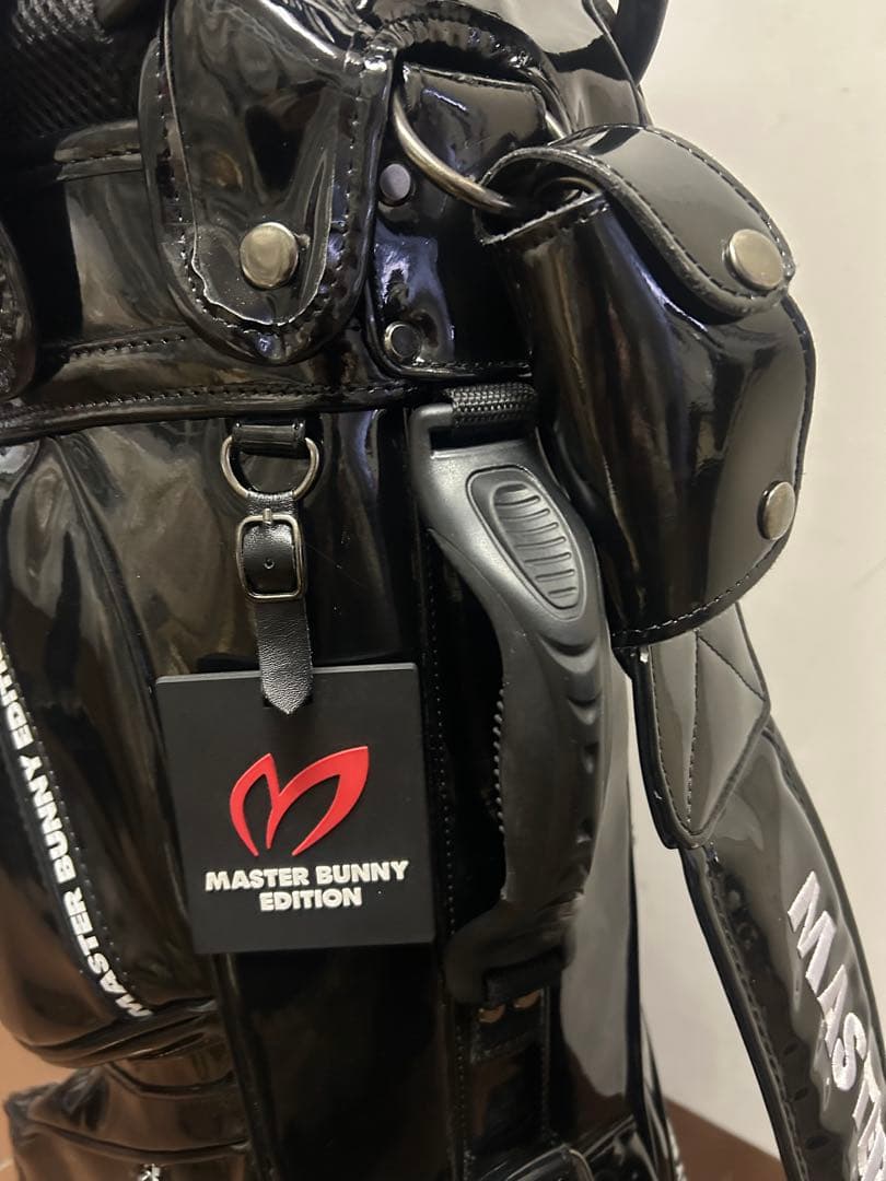 MASTER BUNNY EDITION キャディバッグ ブラックエナメル