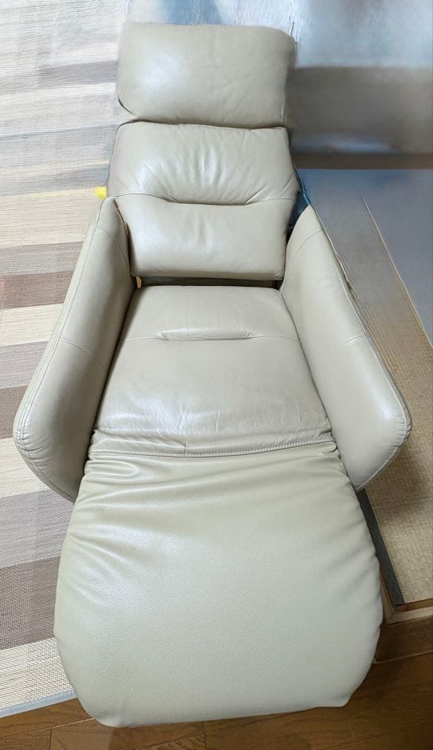 ★値下げ★ ニトリのリクライニングパーソナルチェア（2モーター LE01 BE)