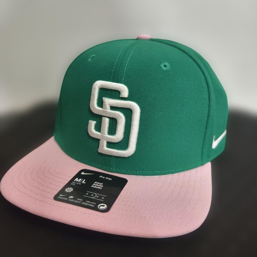 ナイキ サンディエゴ パドレス プロキャップ グリーン×ピンク M/Lサイズ
