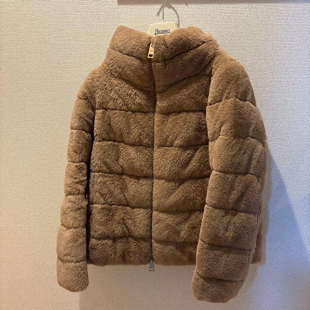 HERNOヘルノ エコファー ダウンジャケット　38