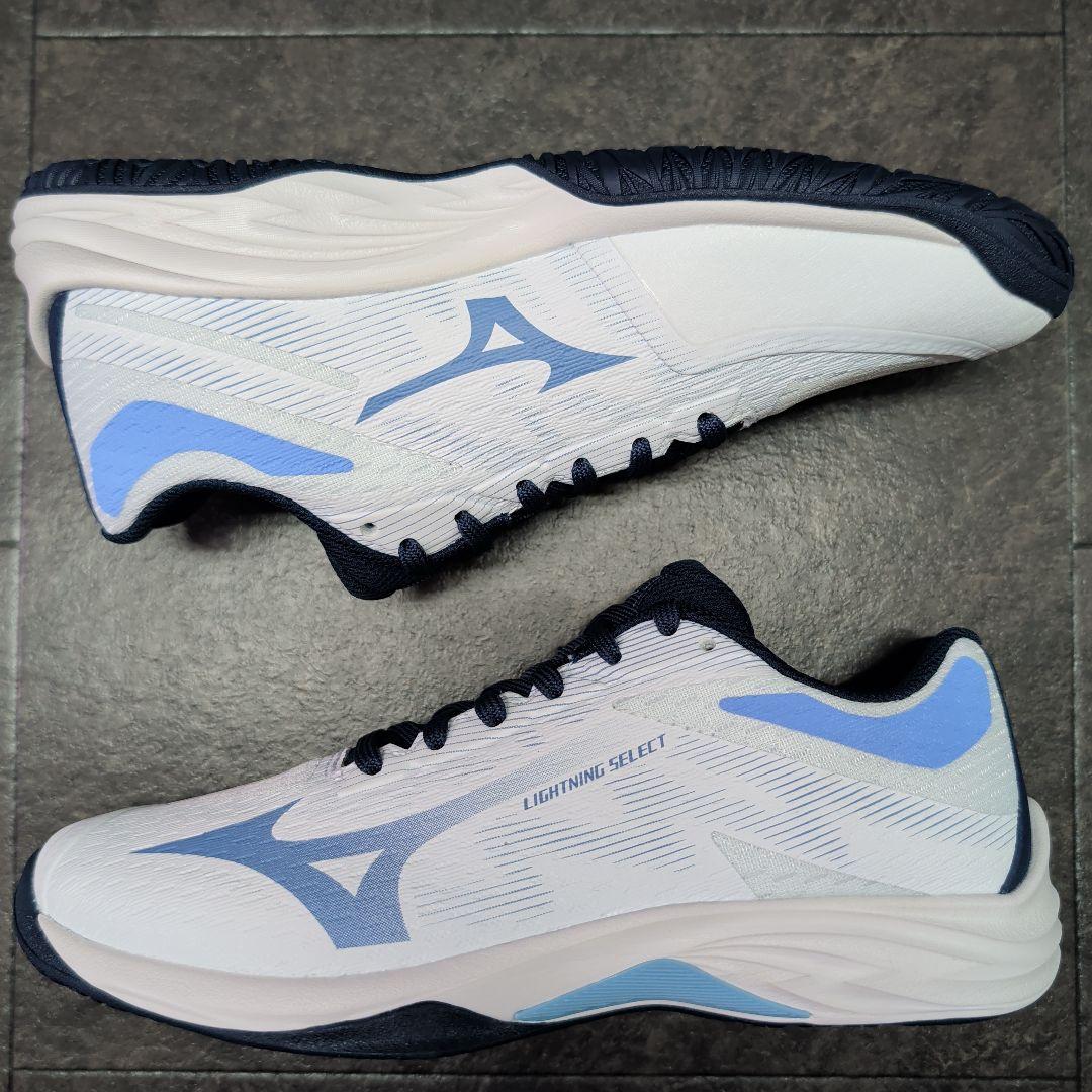 ミズノ　バレーボールシューズ　ライトニングセレクト　23.0cm　新品