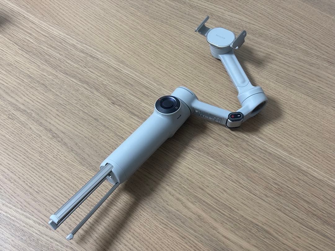 Insta360 Flow 2 スタビライザー