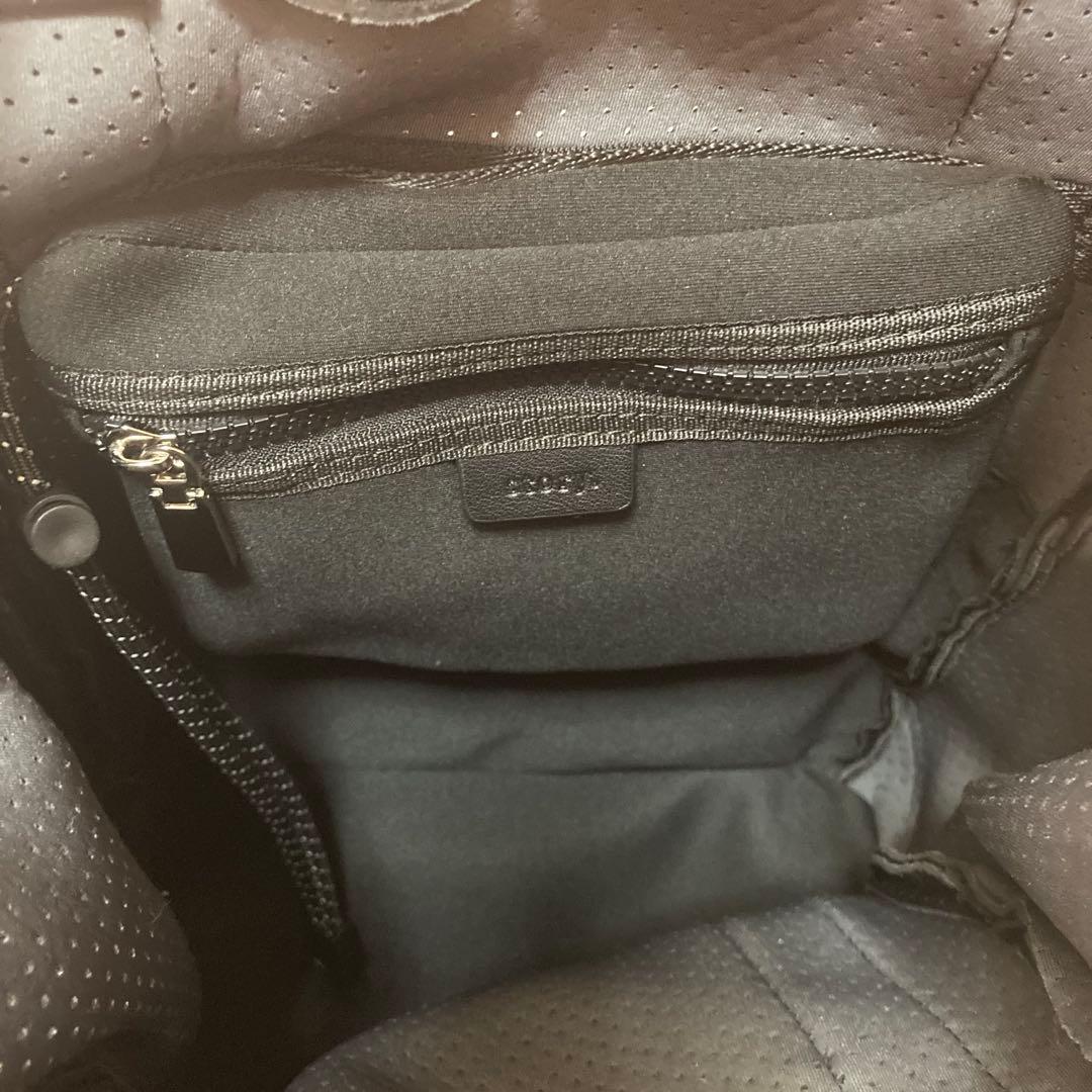 story. ストーリー ネオプレン ボンディングリュック 黒2wayポーチ付き