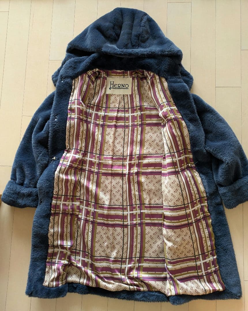 HERNO ヘルノ　エコファーコート 紺　38