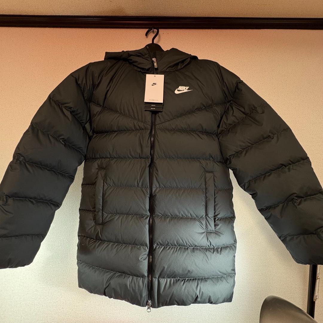 Mサイズ Nike ブラック ダウンジャケット フード付き　DQ6874-010