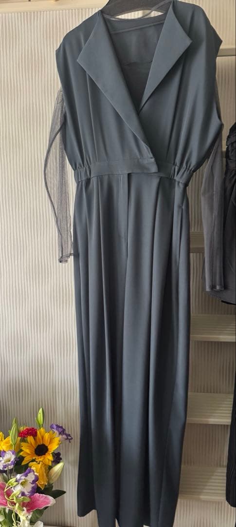 シアートップス スタンドアウトカラー オールインワン パンツドレス