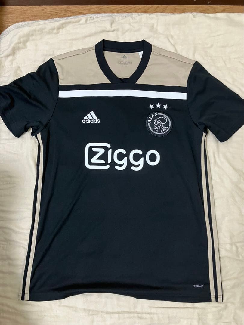 adidas 正規品　アヤックス　18-19 ユニフォーム　ツィエク