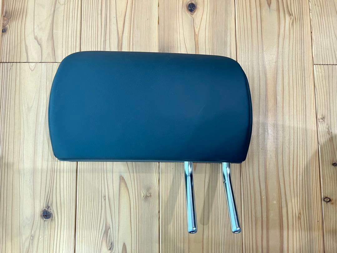 アルファード　40系　3列目　ヘッドレスト