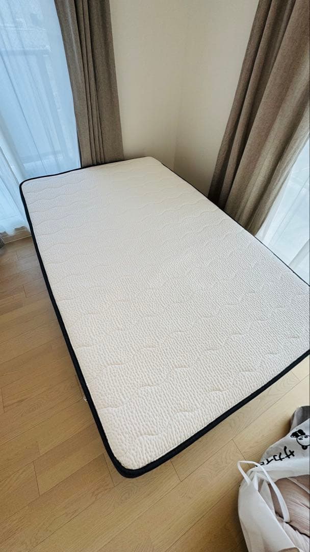 【最終値下げ】NELLマットレス　セミダブル　ネルマットレス
