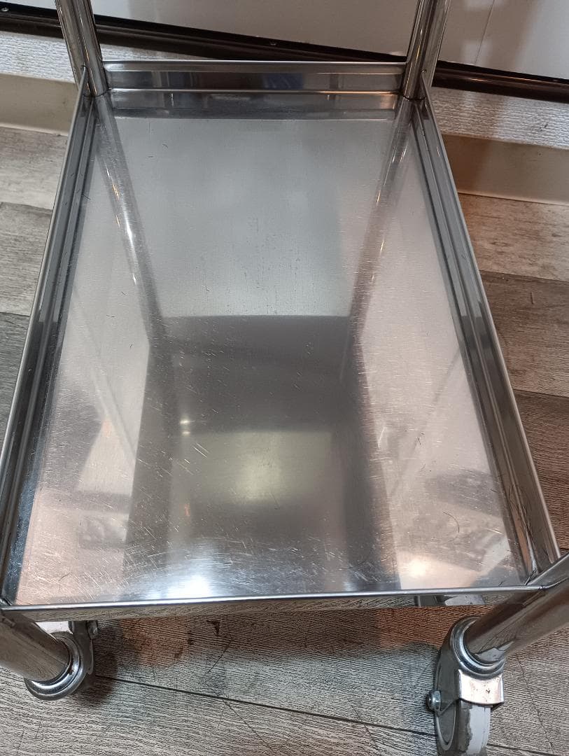 タカラベルモントステンレス製3段ワゴン①