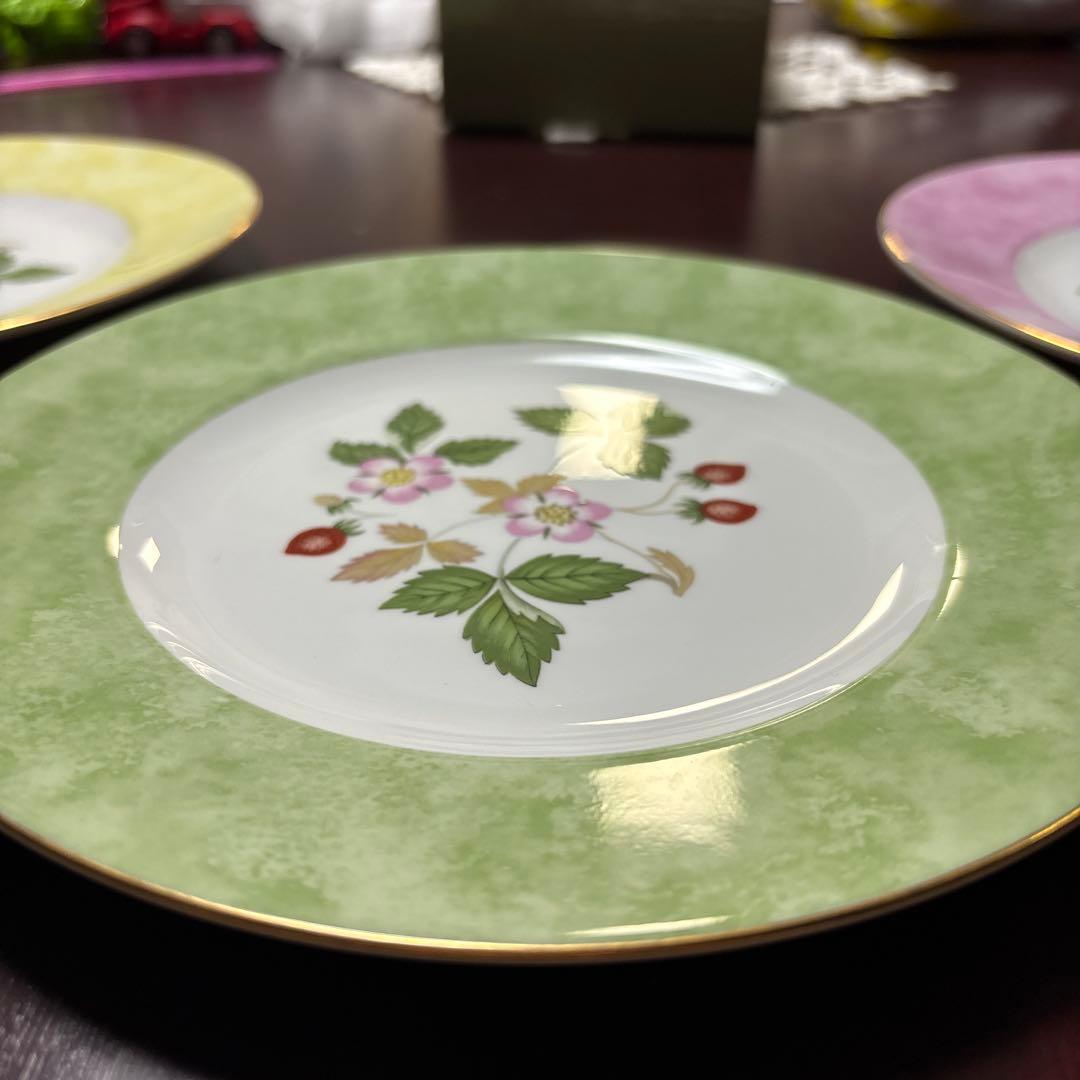 ウェッジウッド ワイルドストロベリー フルリムプレート 5枚