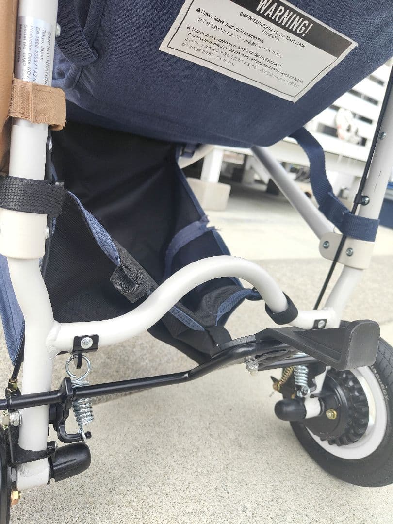 AIRBUGGY エアバギー ベビーカー ココブレーキネイビー　良品☆