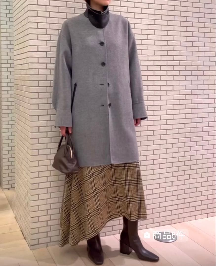 今期25冬新作未使用タグ付きデプレコートDESPRESトゥモローランド