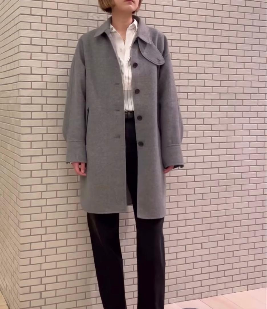 今期25冬新作未使用タグ付きデプレコートDESPRESトゥモローランド