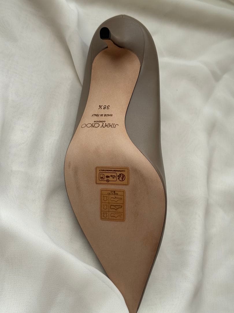 ジミーチュウ ハイヒール レザー パンプス ベージュ