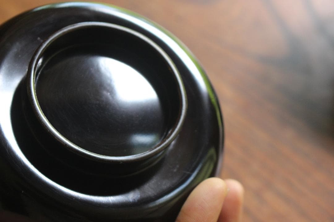 時代金縁黒漆に優美な紅葉蒔絵の映える煮物椀2点（検輪島塗蒔絵椀