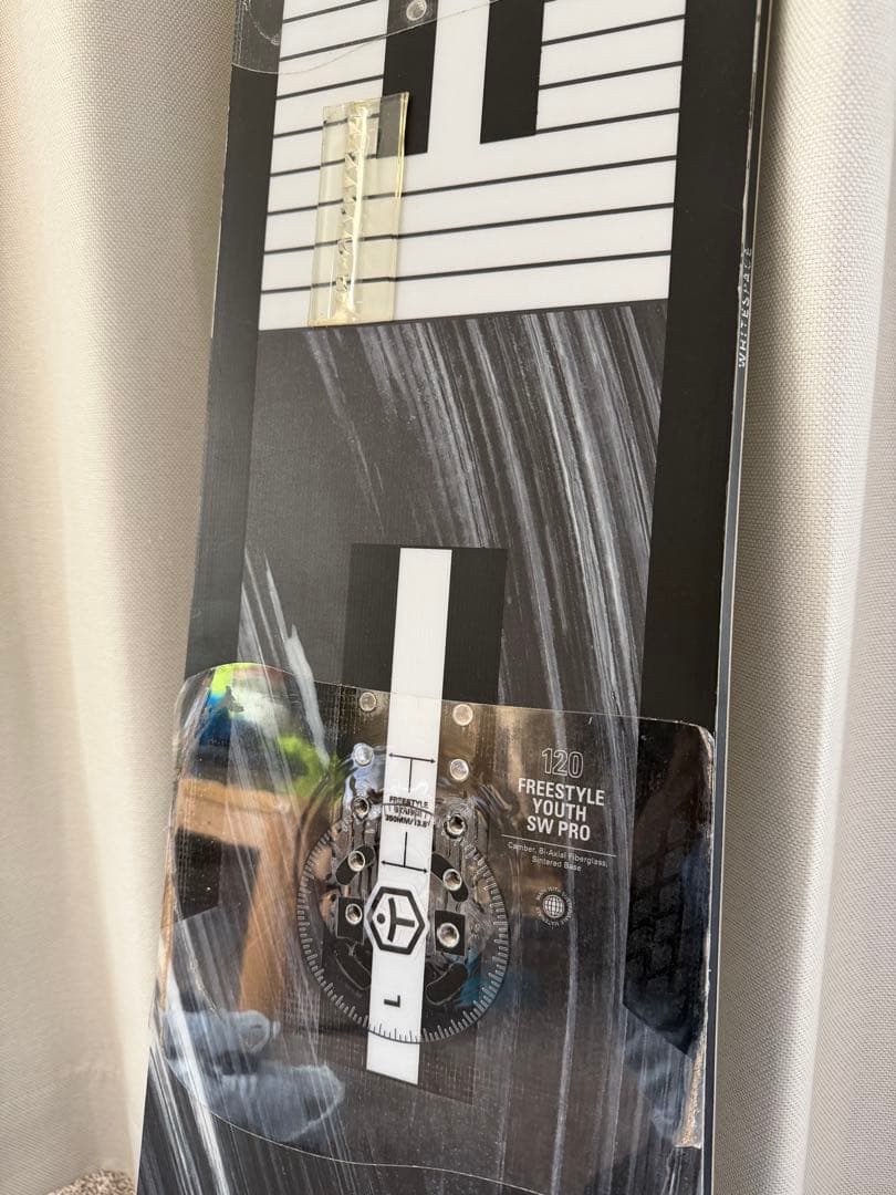 キッズスノーボード板 ホワイトスペース120