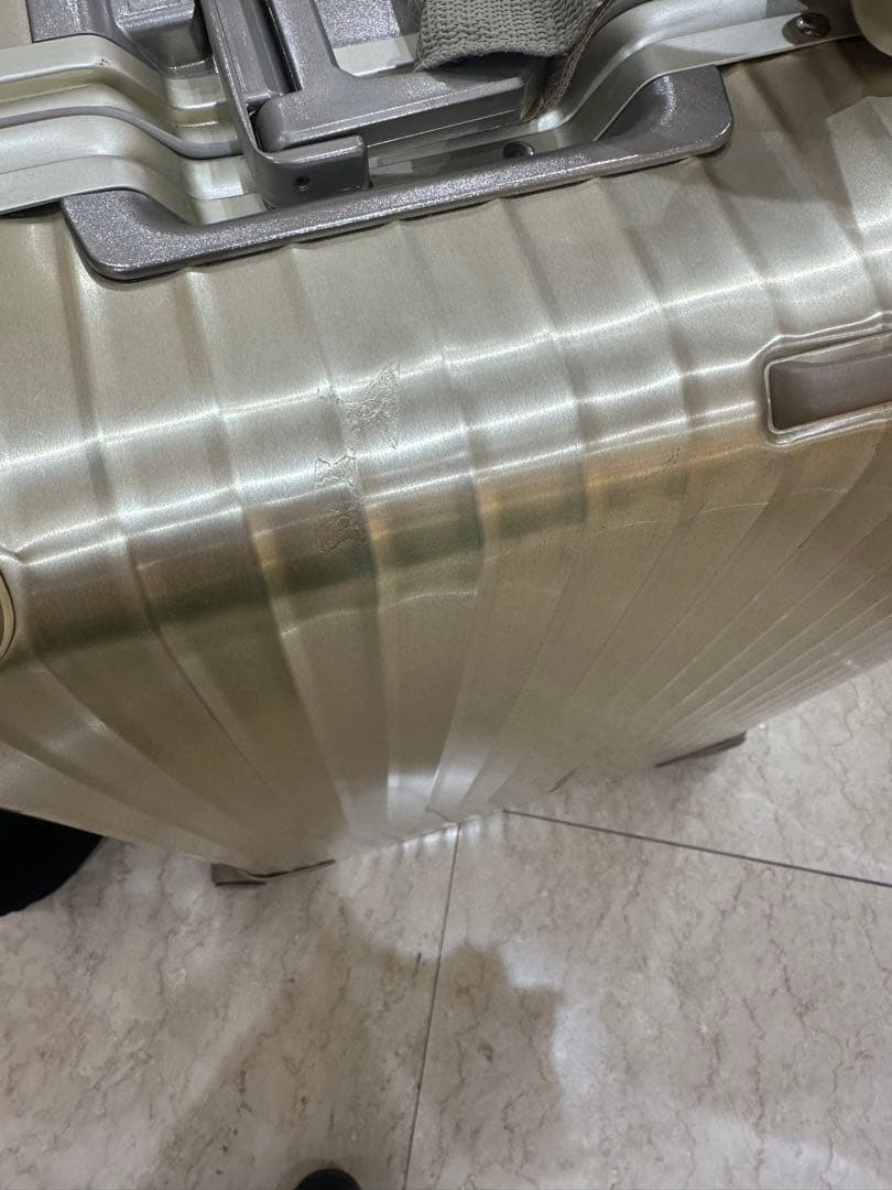 ○専用　リモワ廃盤品　サイドハンドル 100 4輪 スーツケース