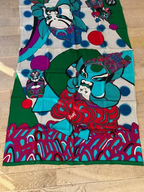 山本寛斎　インターナショナル作品　８２SS　京劇　スカーフ　美品