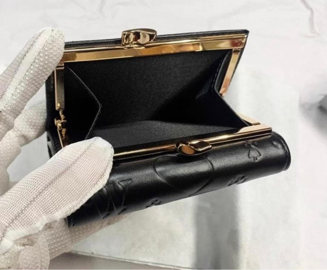 エナメル三つ折り財布 ブラック-165