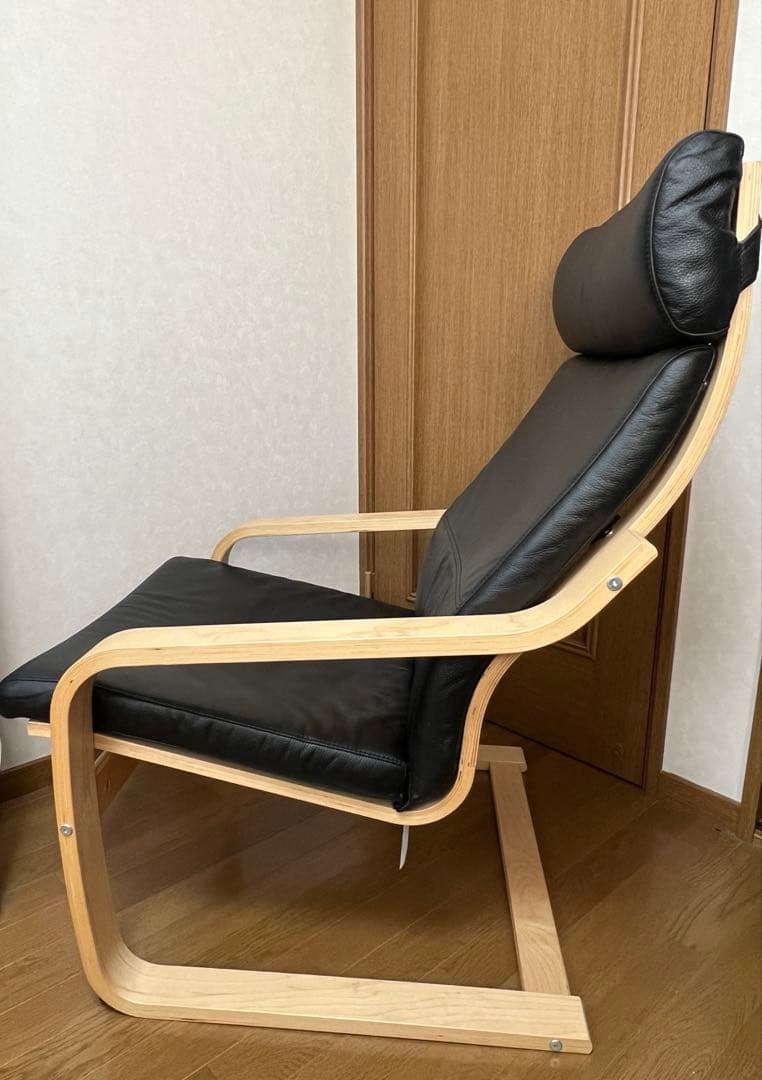 IKEA　POÄNG　イケア　ポエング　 ブラック　フェイクレザー　送料込み