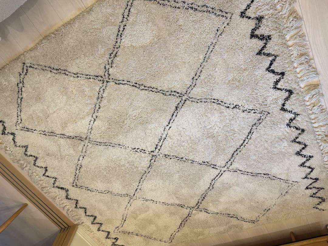【限定値下げ】北欧系クリーム色 ダイヤモンドパターン ラグ