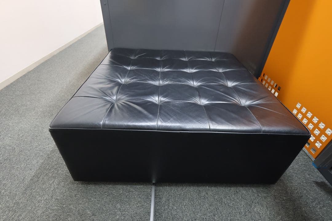 オットマン・スツール『Cassina』 [送料込み]