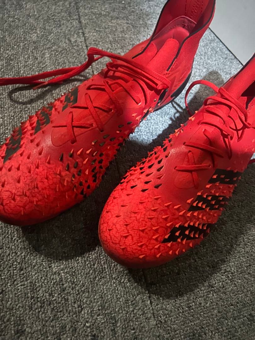 adidas Predator レッド シューズ