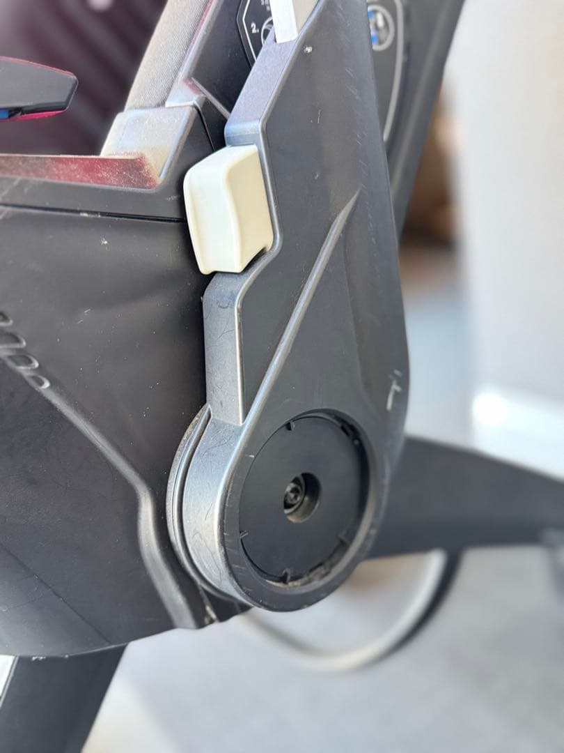 【たのメル便】doona 折りたたみ式 ベビーカー レッド