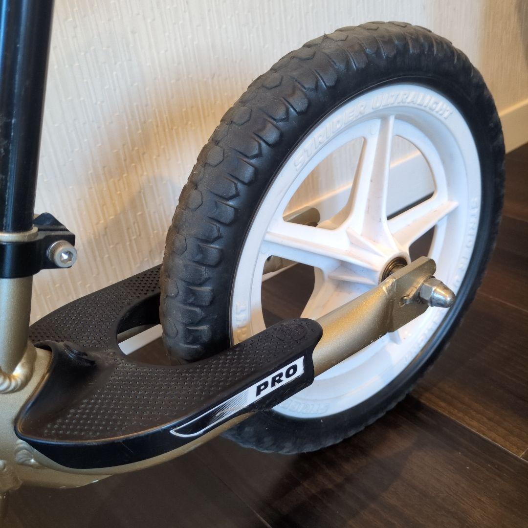 【tower製スタンド付き】超軽量 ストライダー プロ シャンパンゴールド