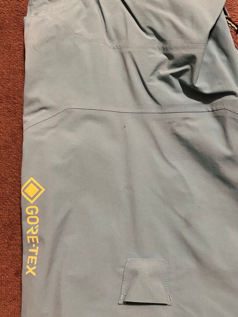 Burton ak スノーボードウェア 上下セット